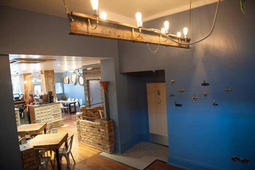 Hotel Forty One Driffield ภายนอก รูปภาพ